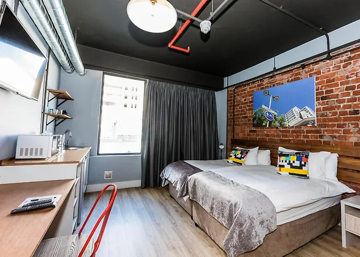 Innscape On Castle Hotel